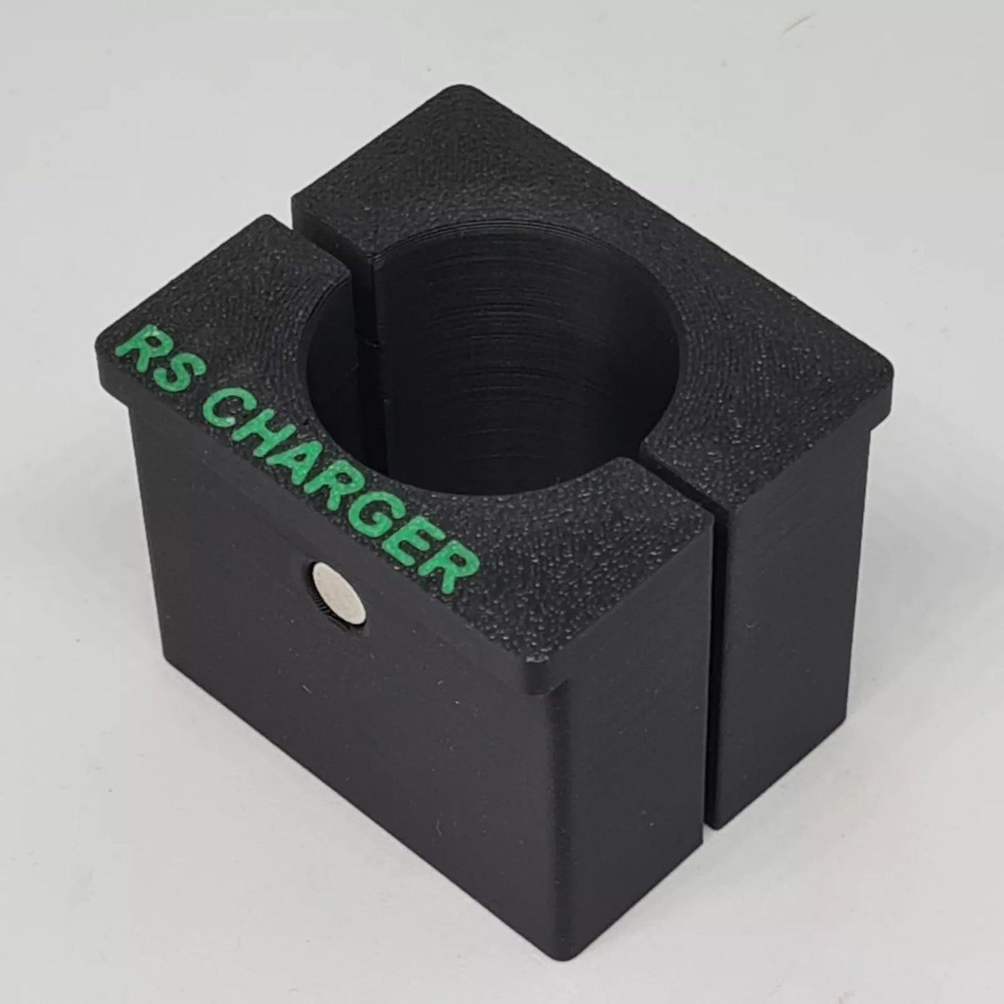 Vice blocks used to grip suspension shafts of specific sizes